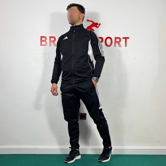 بدلة رياضية رجالية